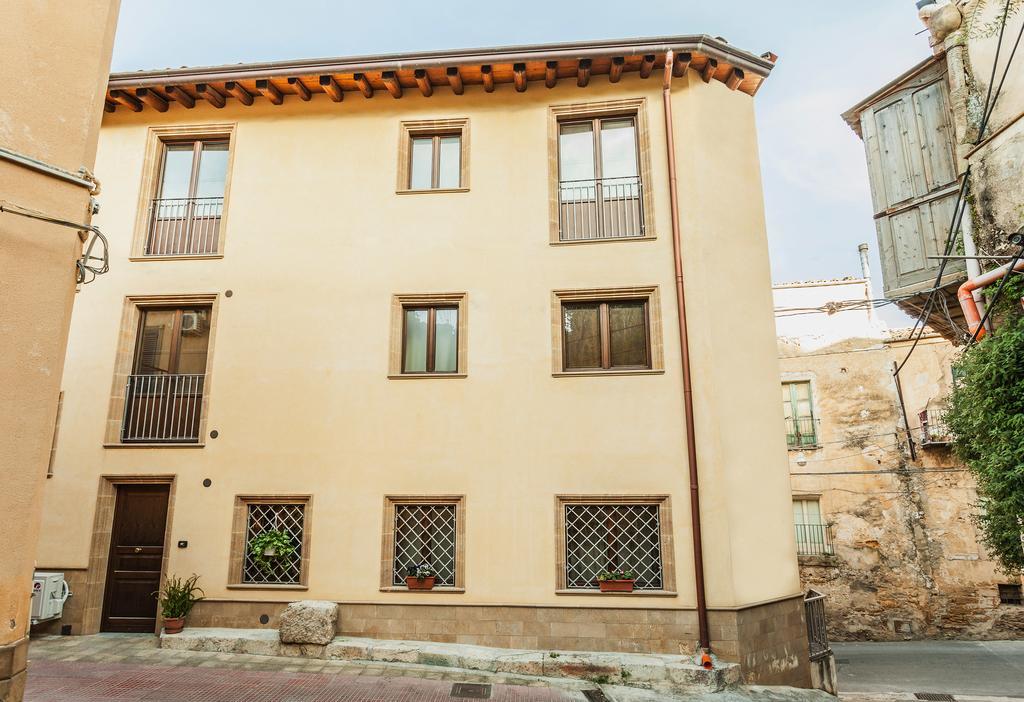 B&B Palazzo Bibirria Agrigento Luaran gambar